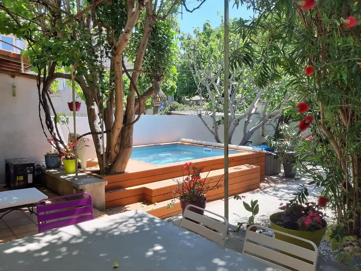 Villa Piscine 3 Chambres-Centre A Pied- 9 Couchages Avignon