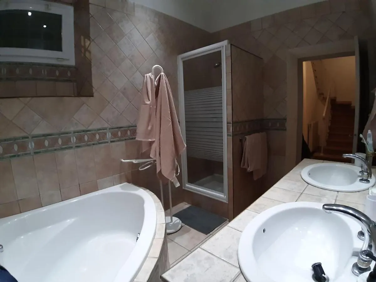 Villa Piscine 3 Chambres-Centre A Pied- 9 Couchages Avignon France