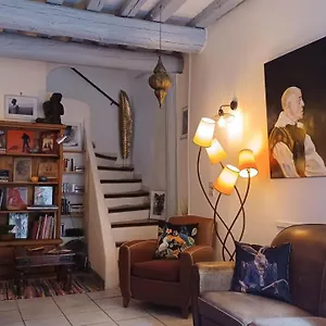 Maison De Charme Avec Cour, Proche Rue Des Teinturiers Avignon